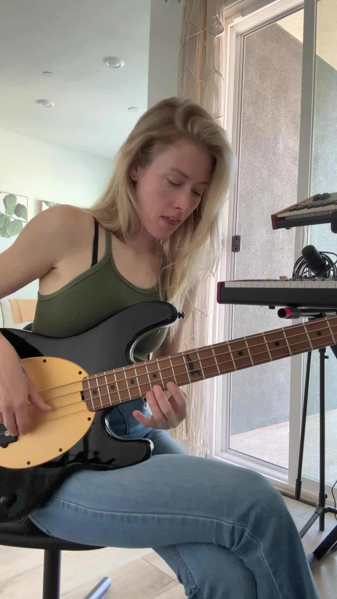@nicole.row