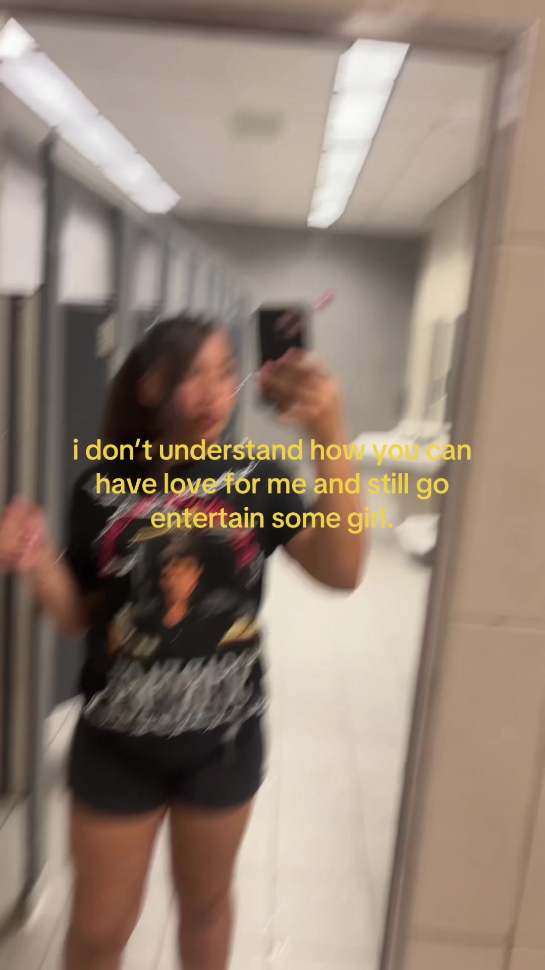 @ccurlyhead.ry