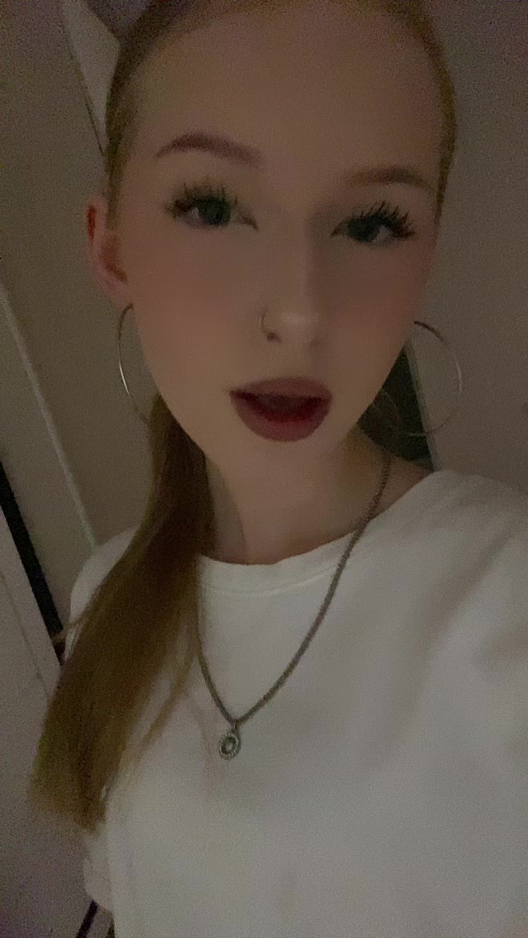 @никотин🫦👣