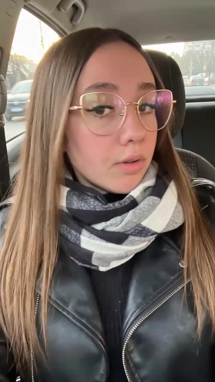 @Bella🧸