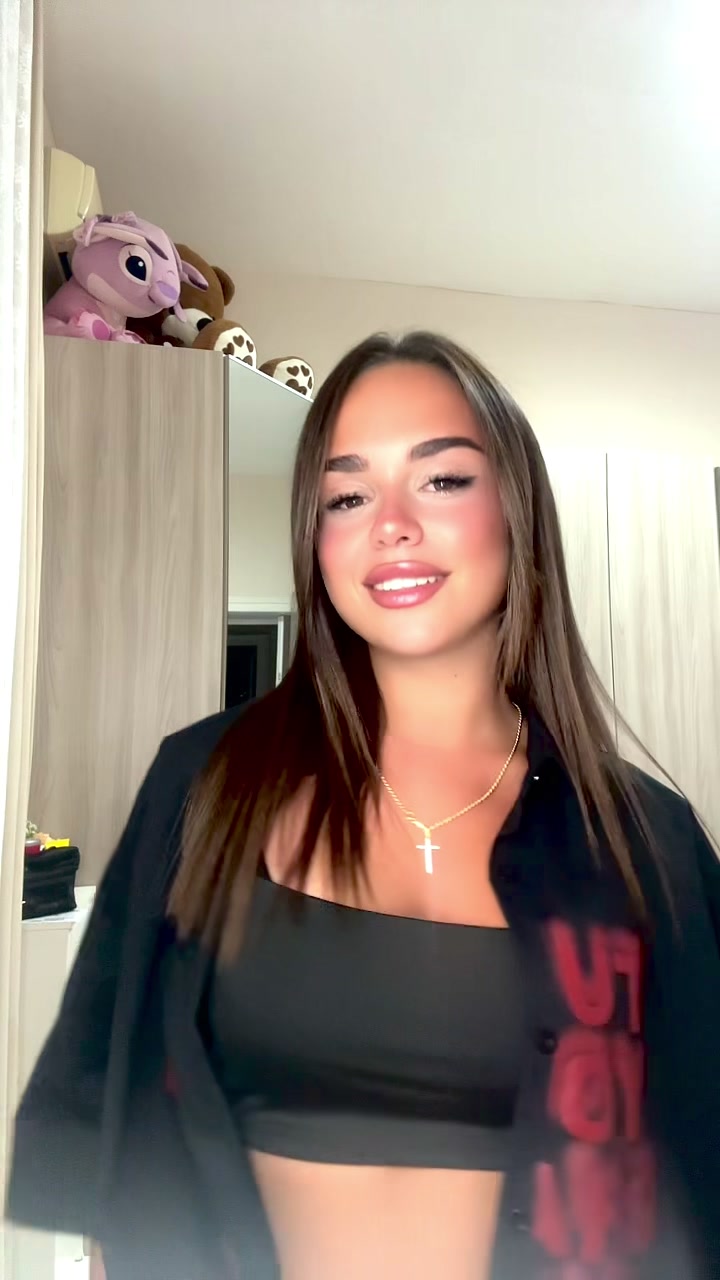 @alessyavitale