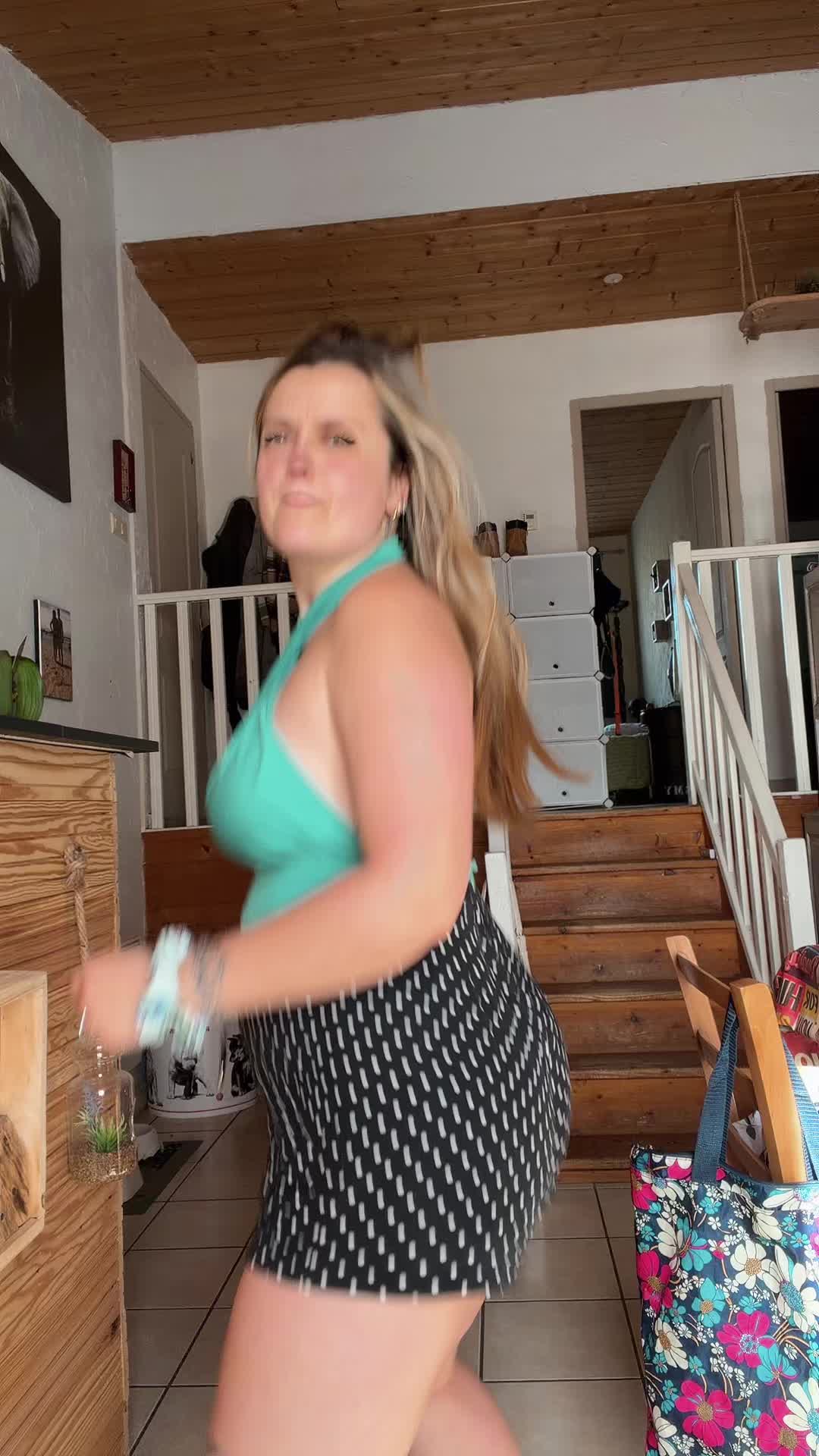 @Juju l&rsquo;unique 🤷🏼&zwj;♀️
