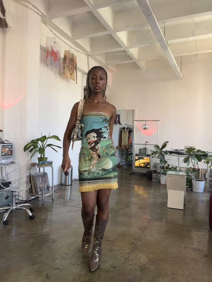 @NelloVintage