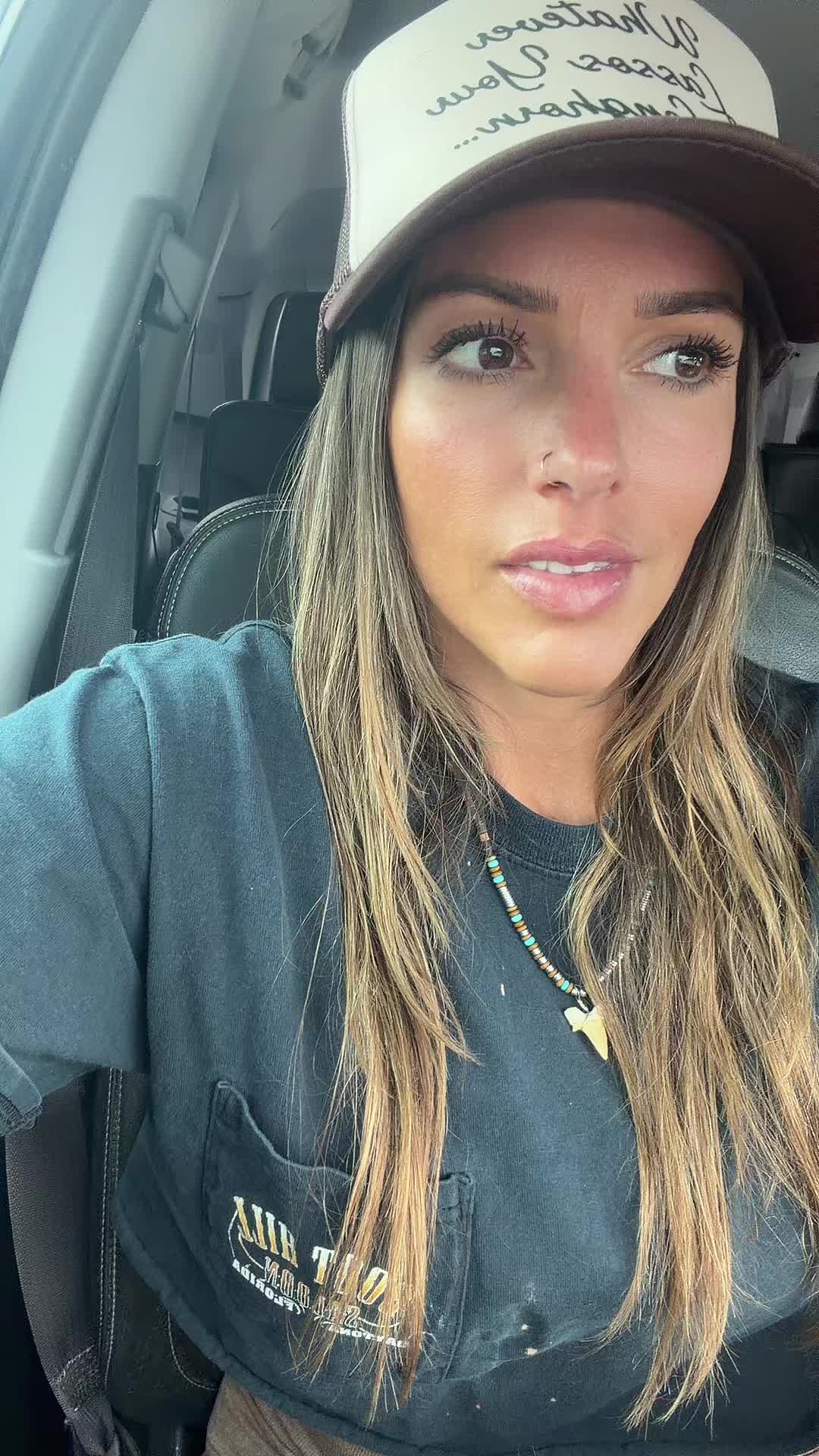 @Chaney⚡️THE 90s COUNTRY GIRL