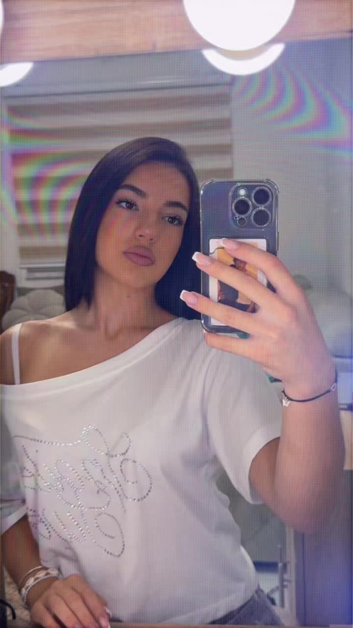 @LaraBarisic