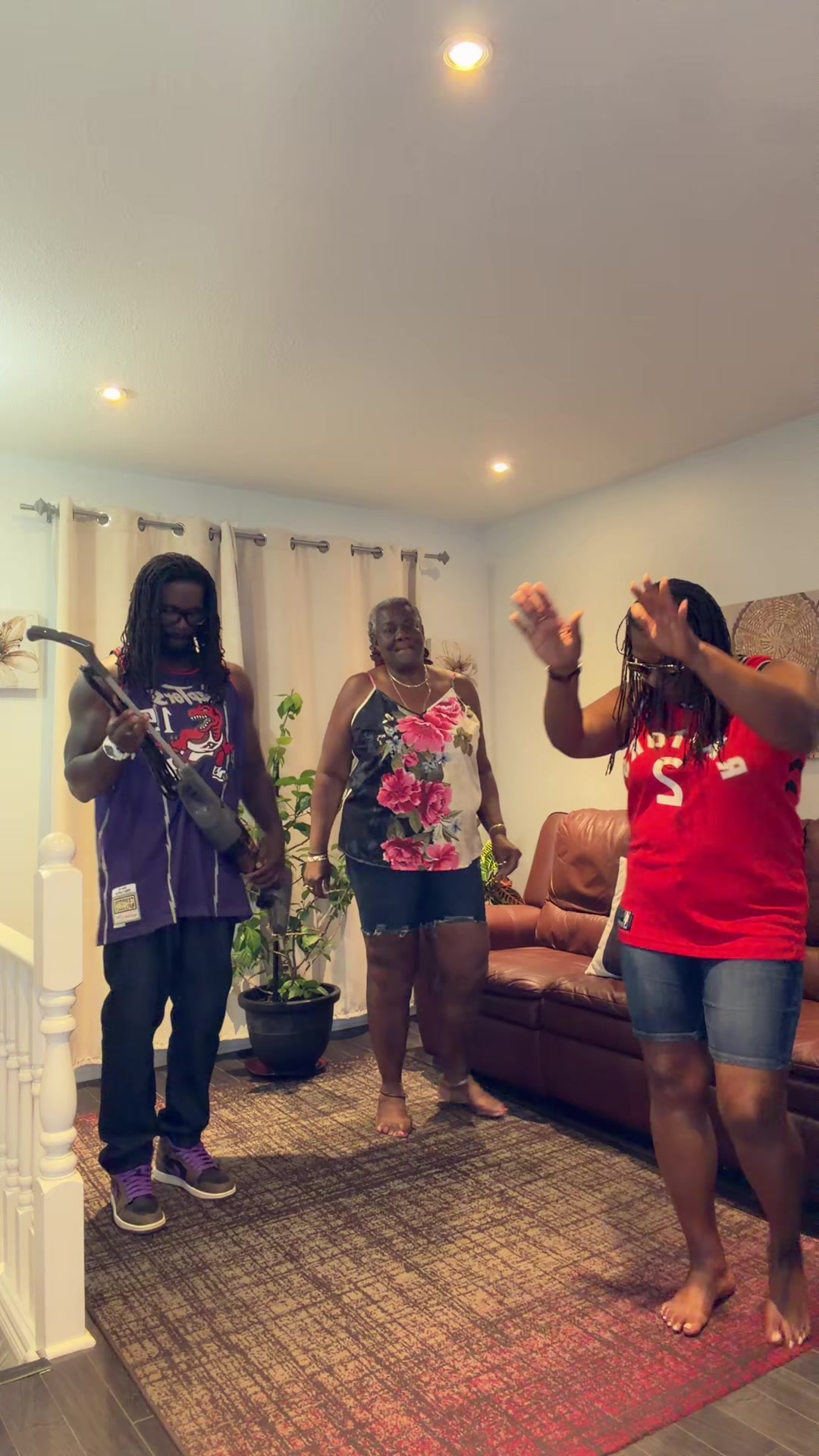 @Ak teamstacks 🇲🇸🇰🇳🇨🇦