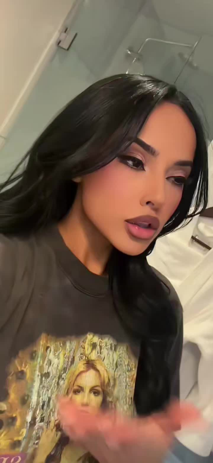 @Becky G Fan