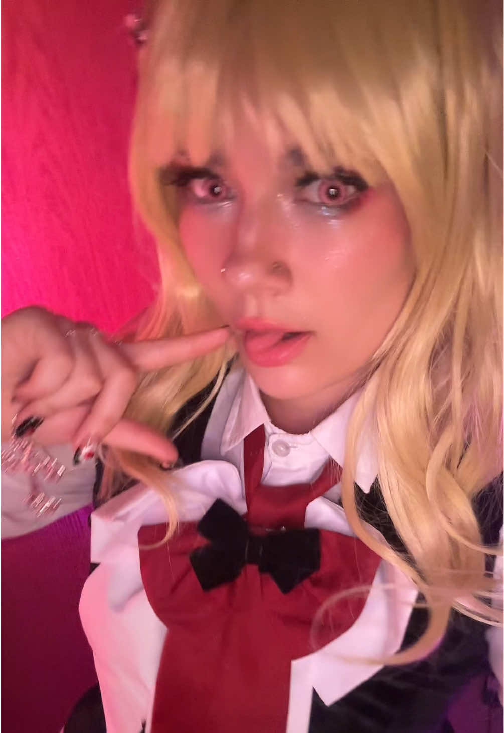 @Beeisbonkers