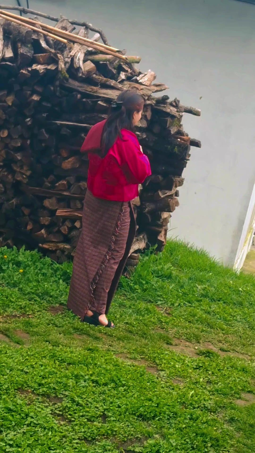 @C_Dema🇧🇹