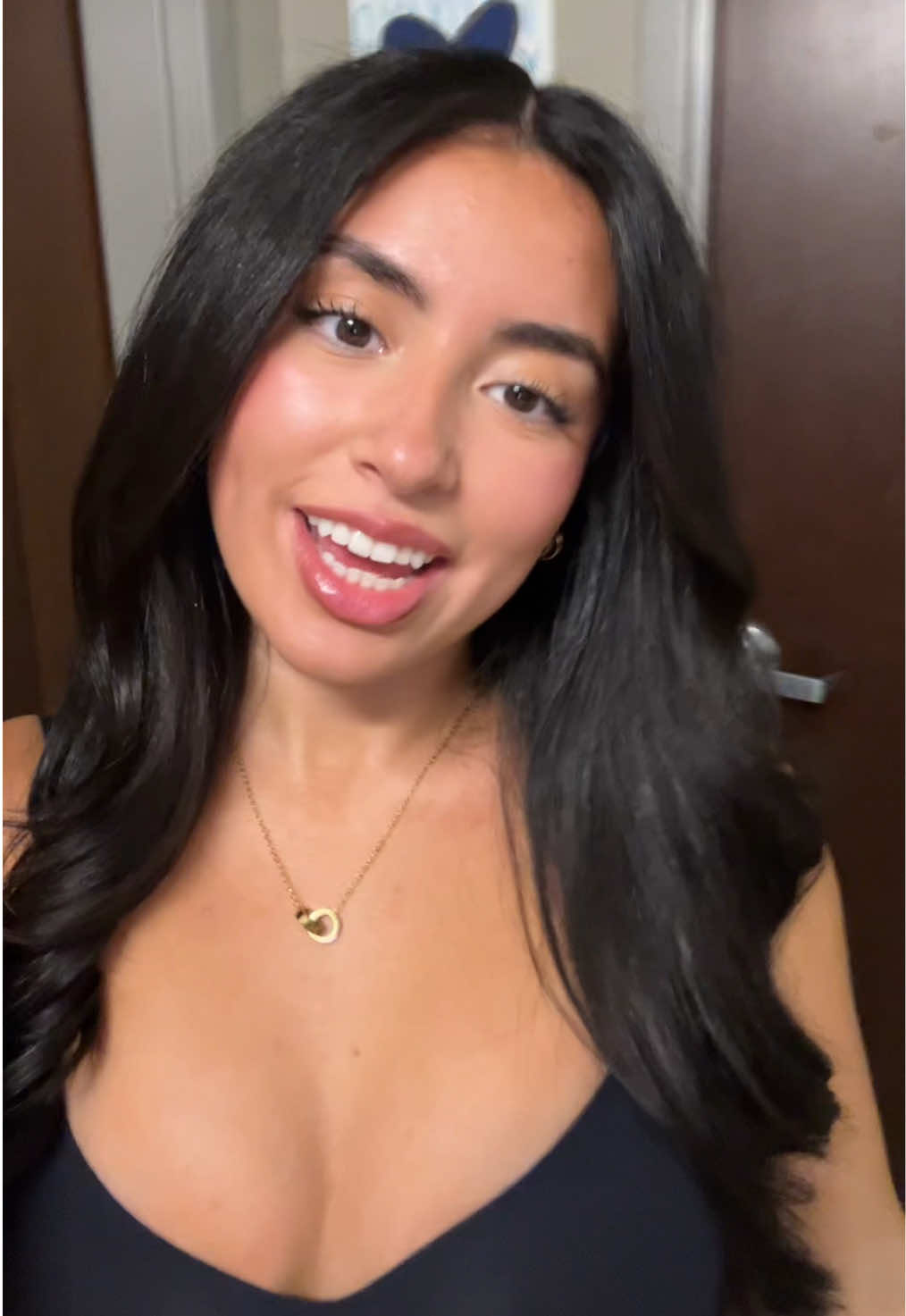 @Bella