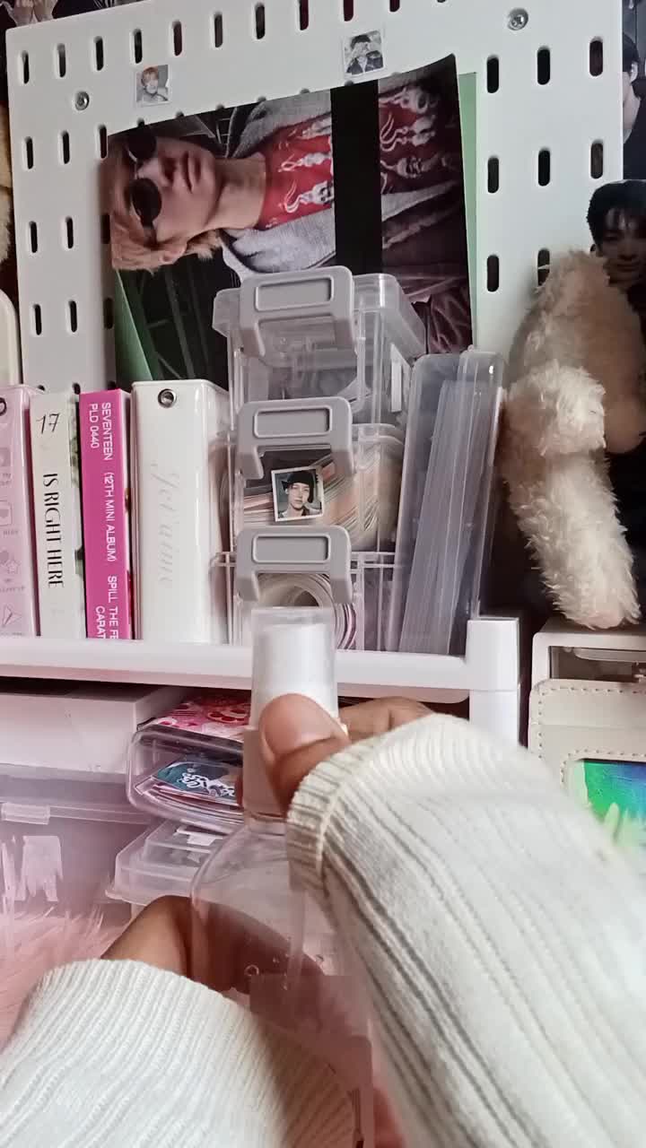 @lily