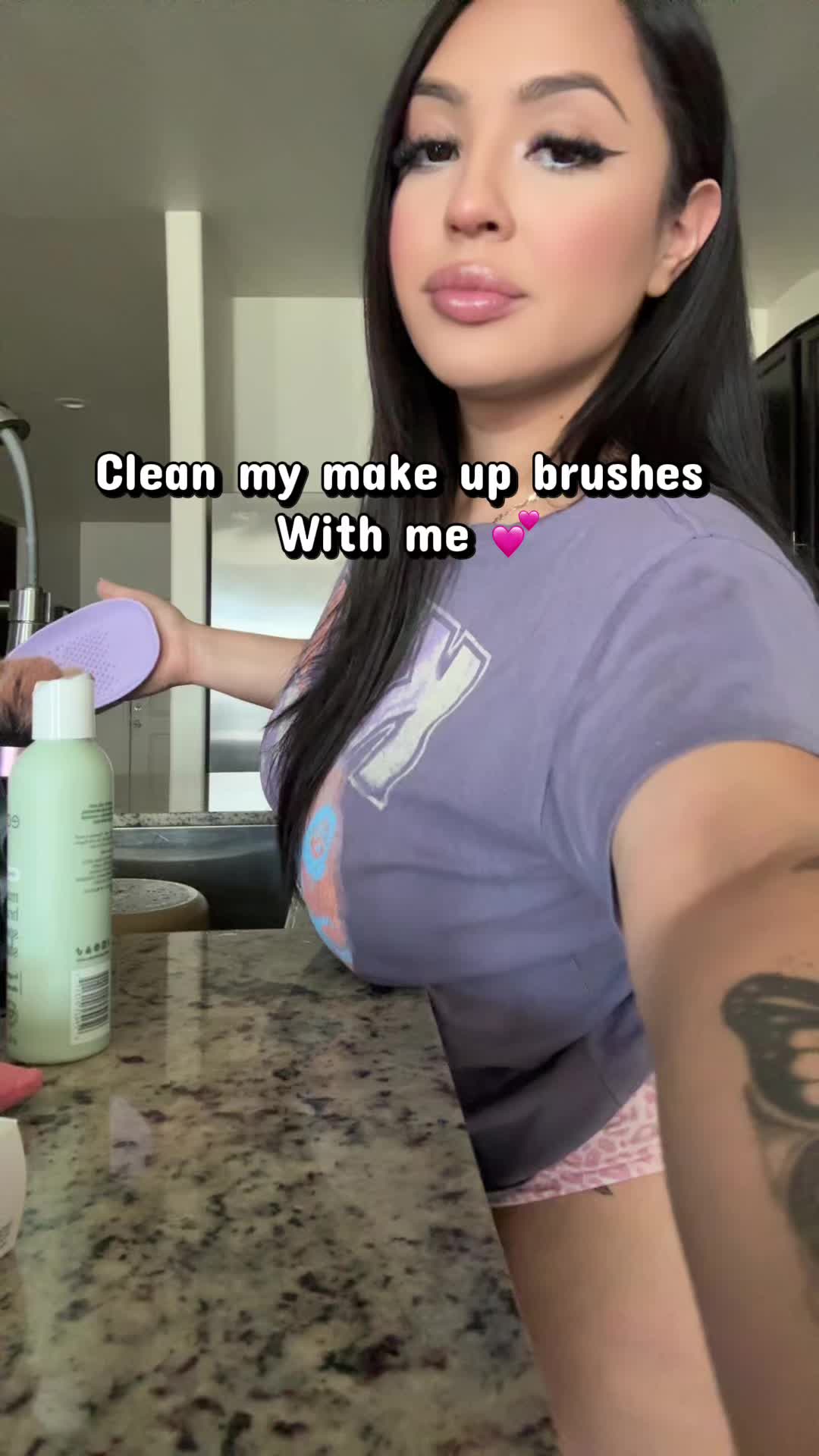 @D_9898