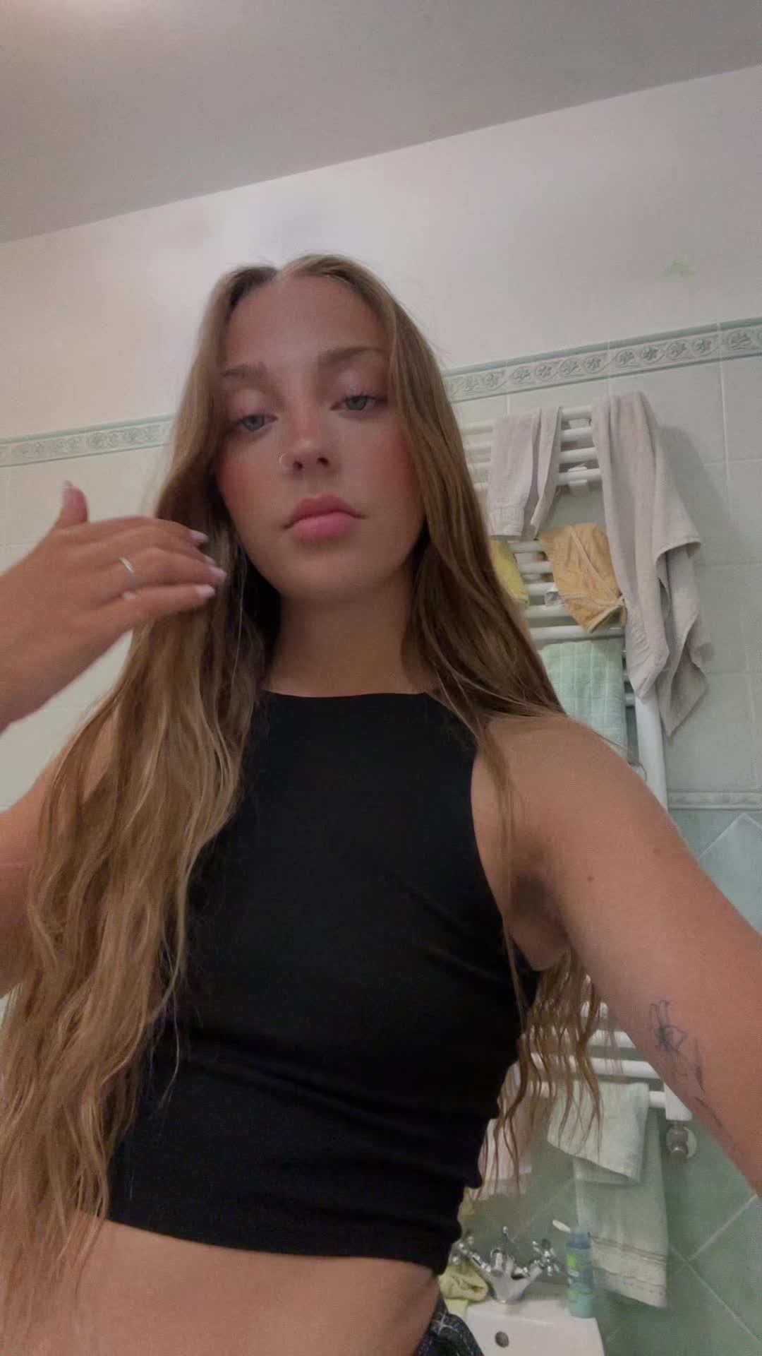 @_rachelecosta_