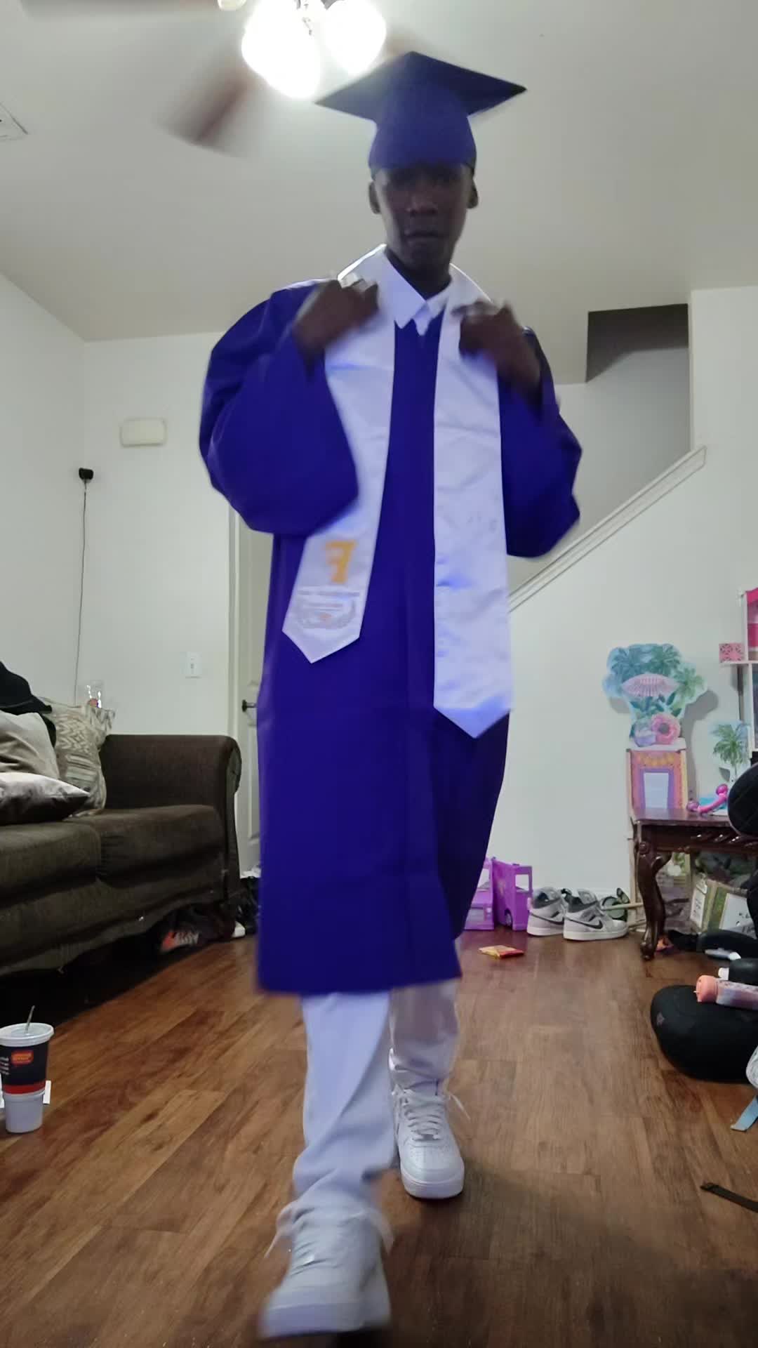 @wthelly._jay