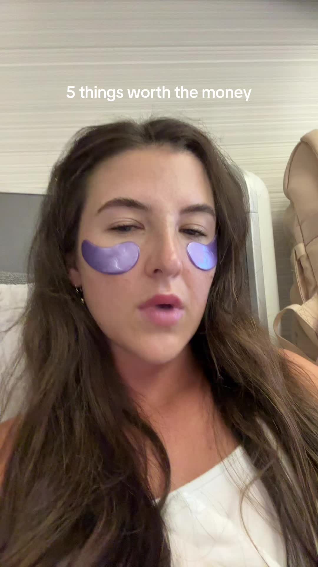 @kelsiegaloci_