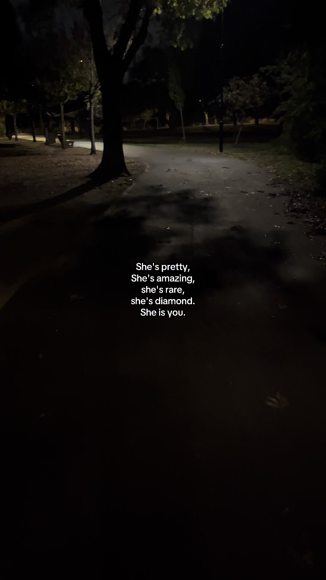 @✰