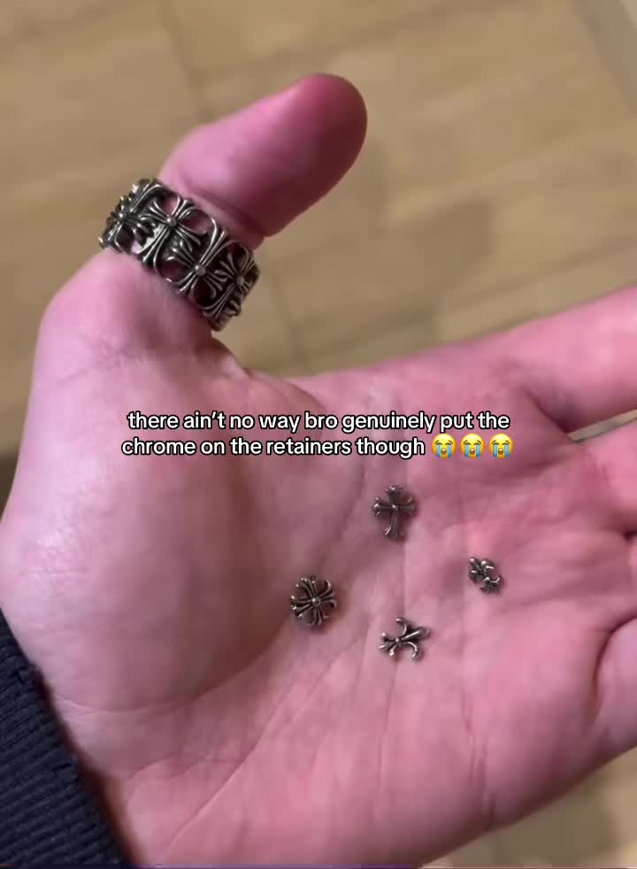 @0fftherunway