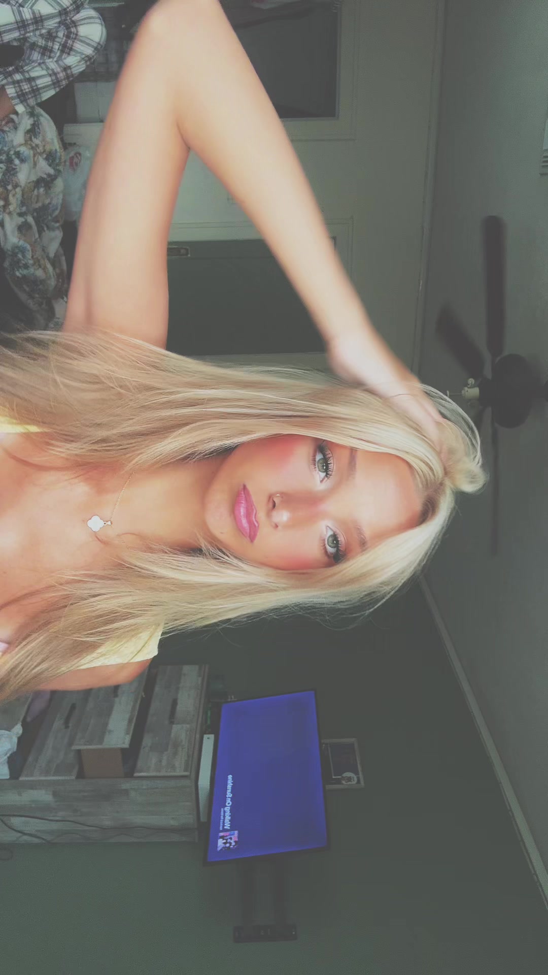@cool girl