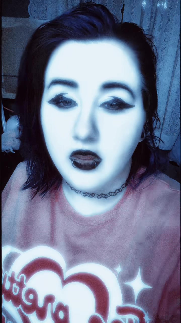 @sp00ky_treats