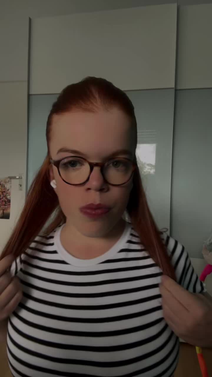 @𝒜𝓃𝒶𝒾̈𝓈