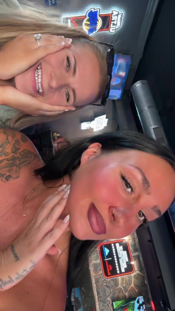 @T