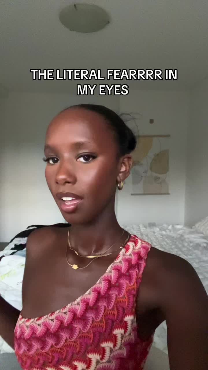 @jessicakazii