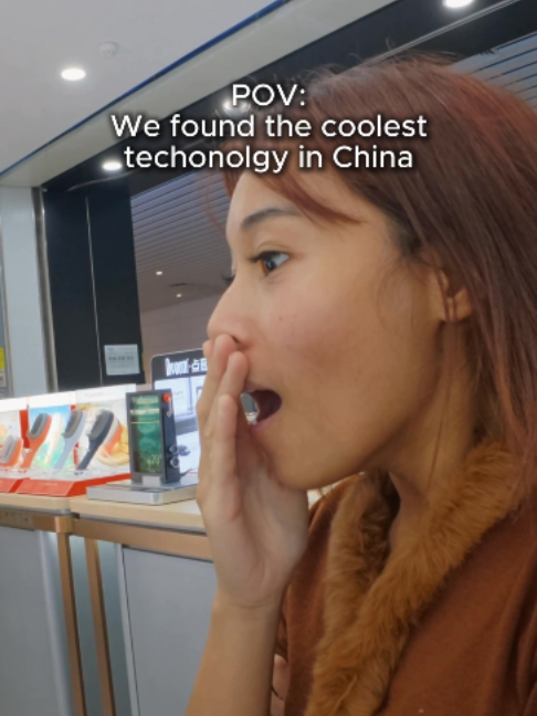 @Jem and Jec in North America