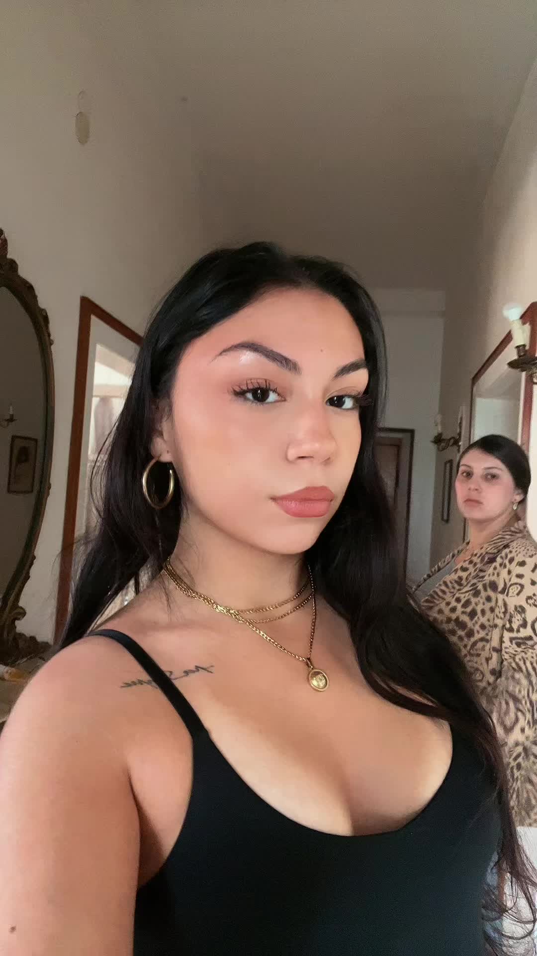 @😾