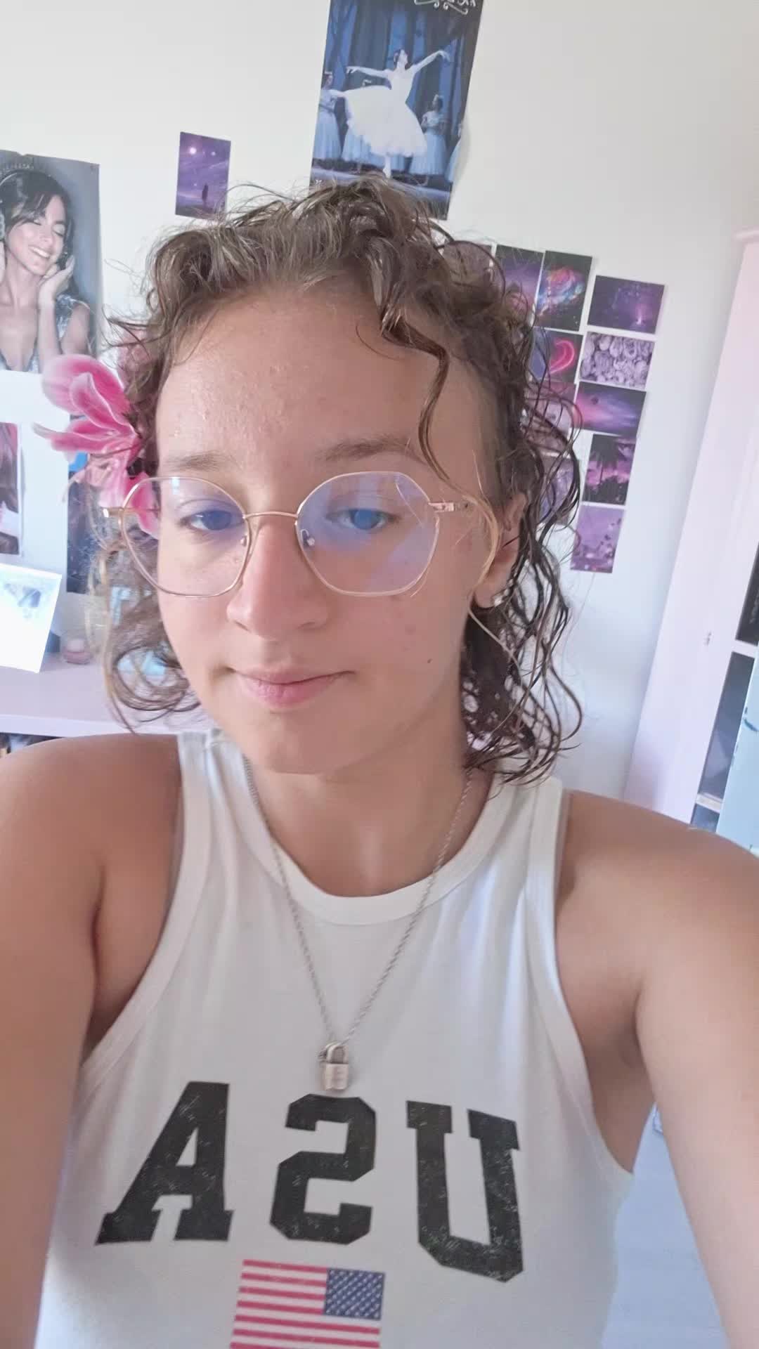 @JustNaomieVibes29