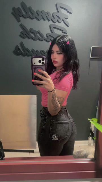 @yvonne 🖤🦋