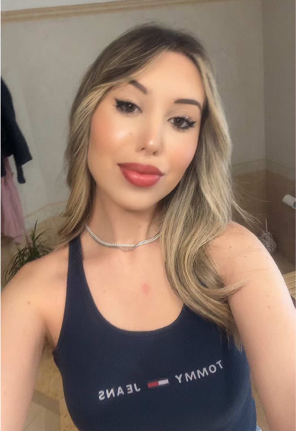 @𝒮𝒾𝓂𝑜𝓃𝒶