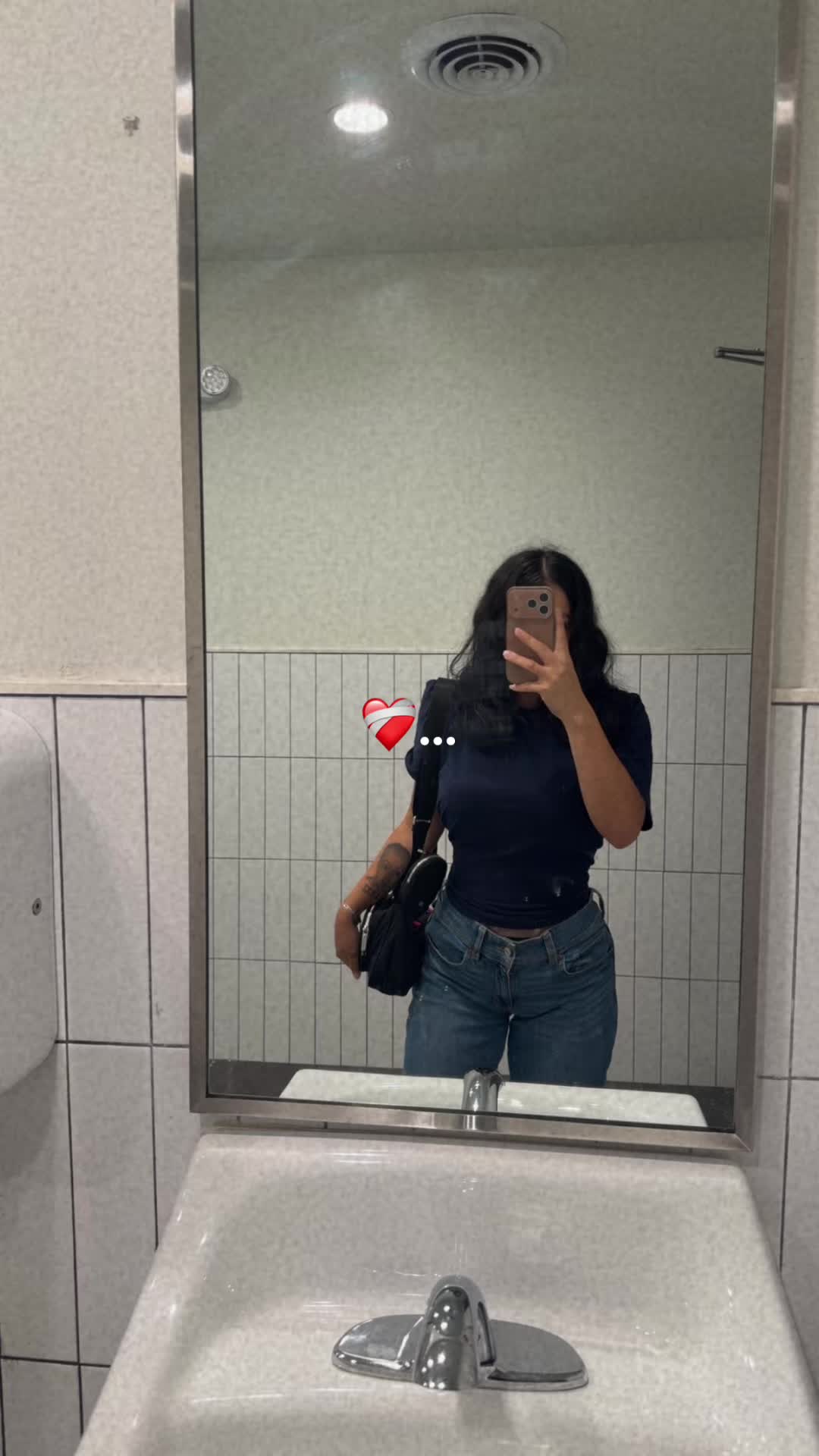 @lacherry