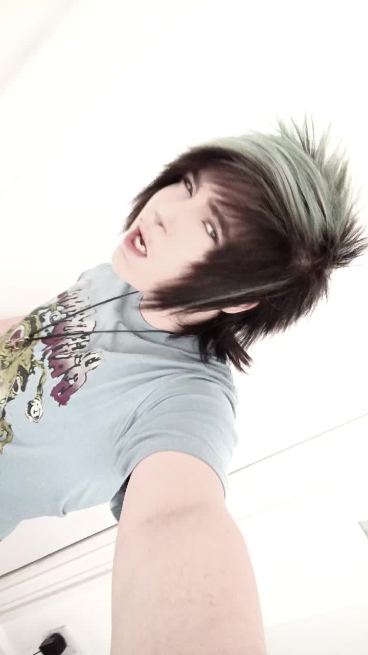 @Victor ⍟.⎊.✪ (。´-ω・) ᶻ 𝗓 𐰁
