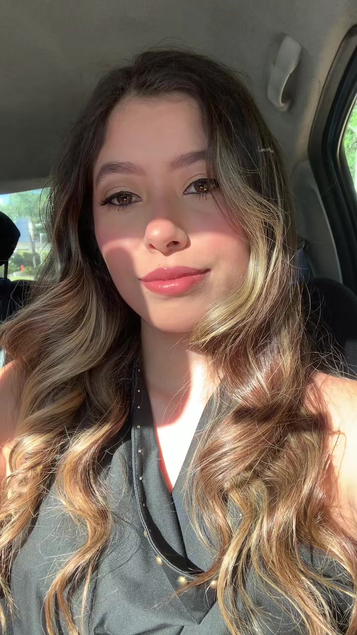 @Gabriela