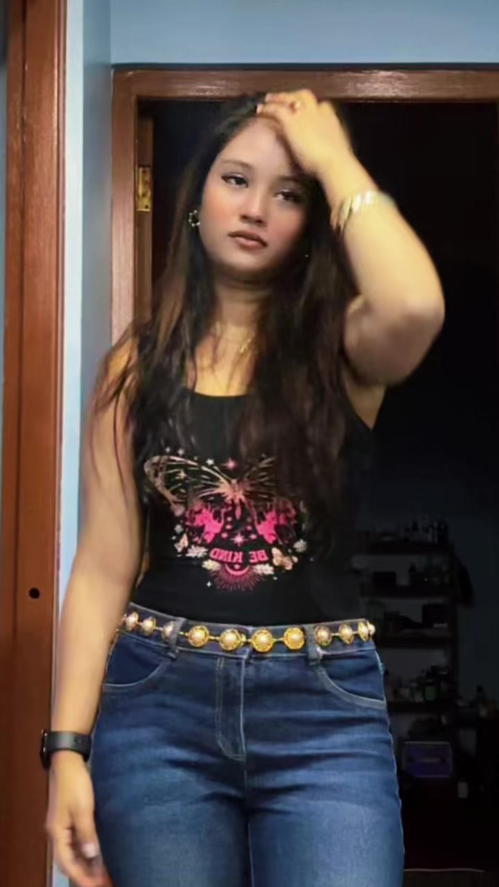 @RESHMA🧿🇳🇵