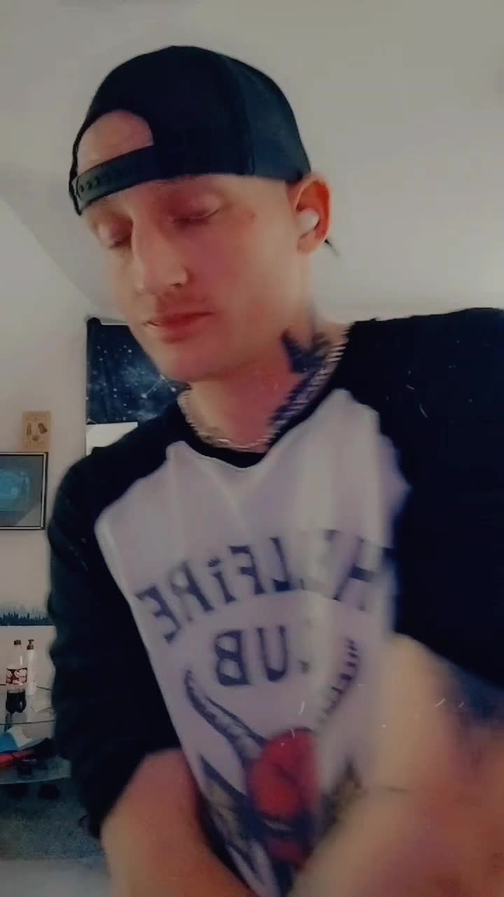 @Smiley 🦖✌️