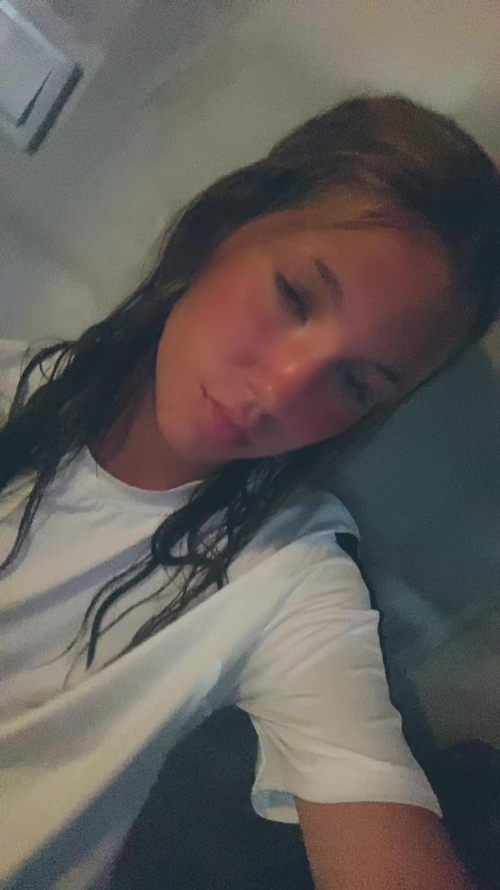 @🦋