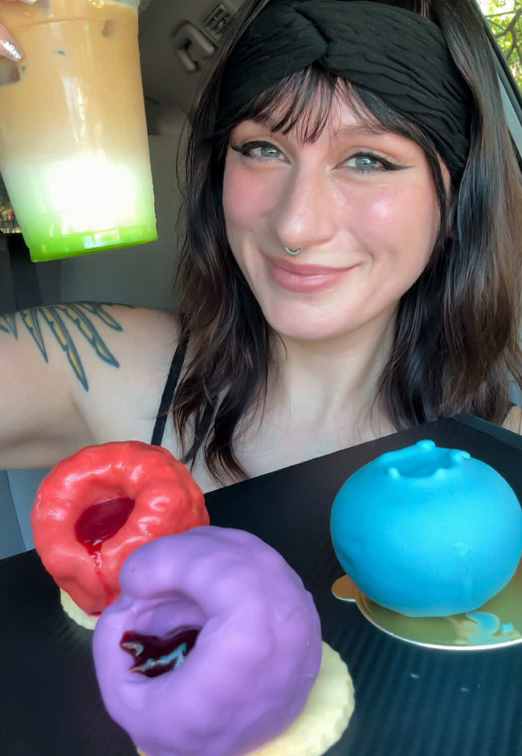 @ItsHungryAmber