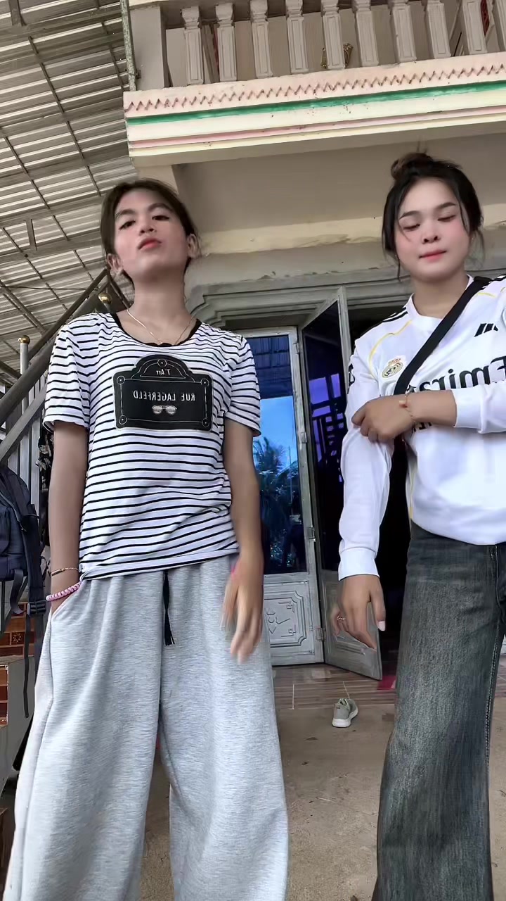 @Mom-แแปแ๐