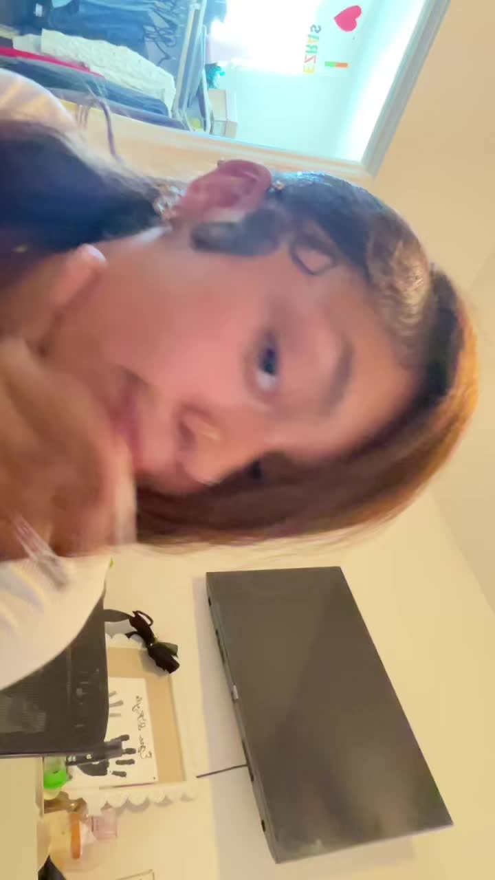 @sativaadiva101