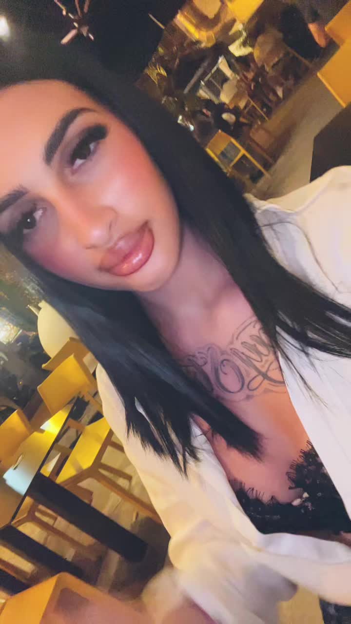 @𝑺𝑯𝑨𝑹𝑶𝑵🐍