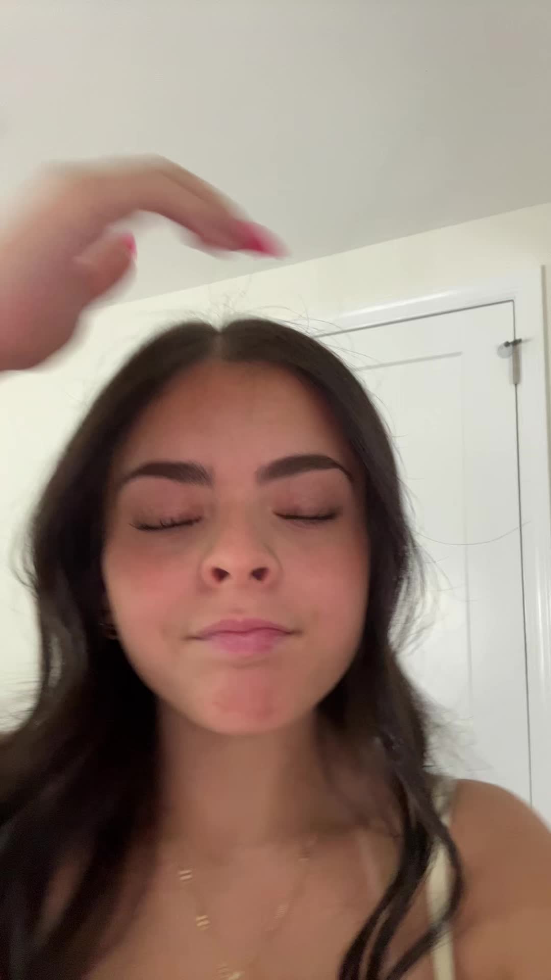 @yael
