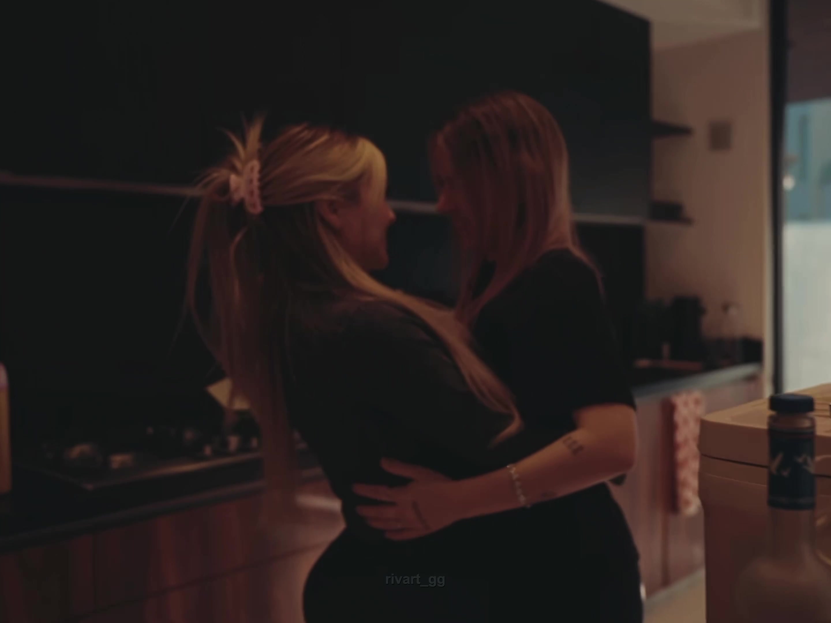 @rivart_gg