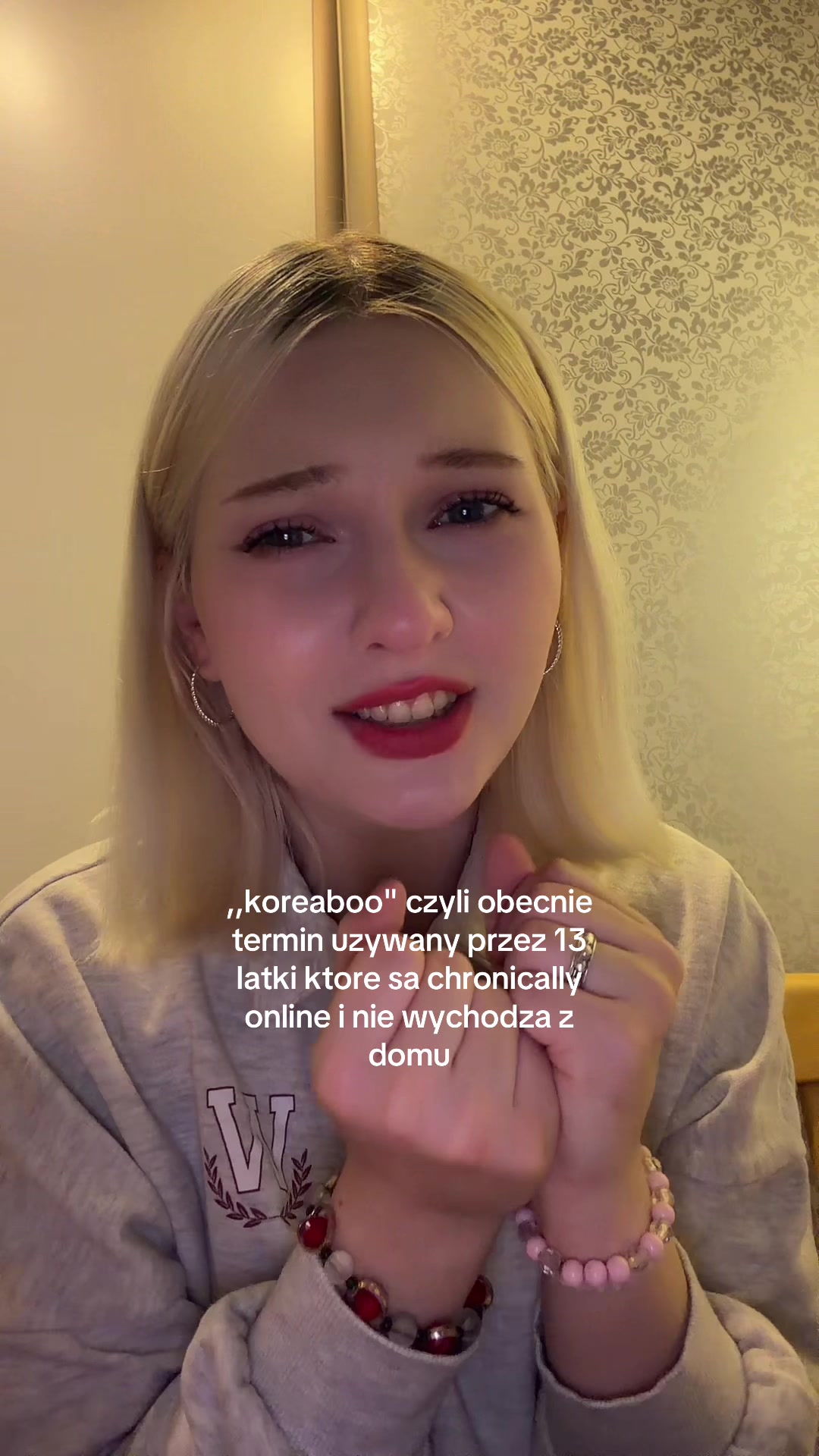 @janie_