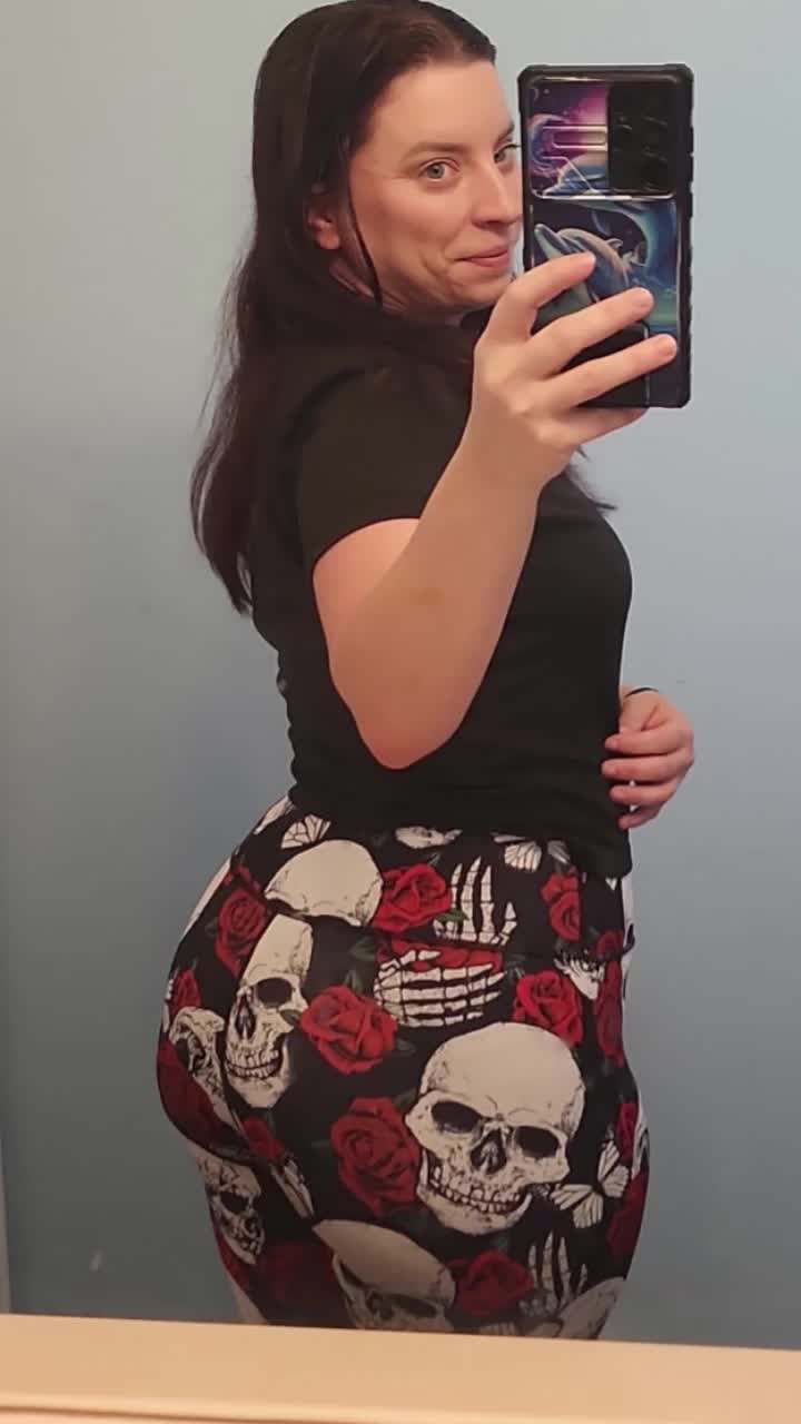 @bigbootyshortie