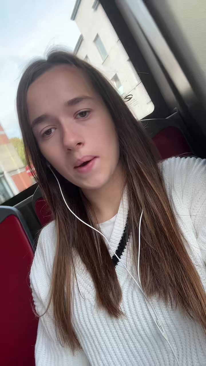 @Girl🤟🏻💁♀️