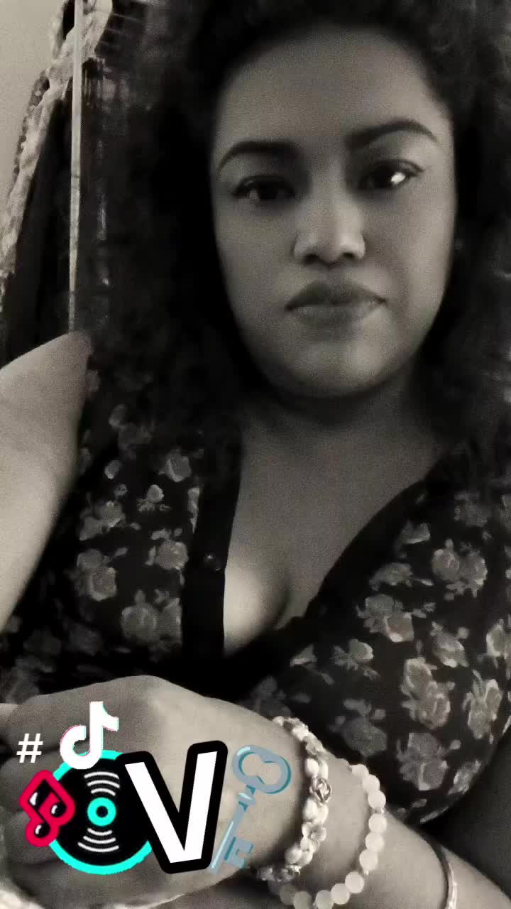 @🖤Vky🖤
