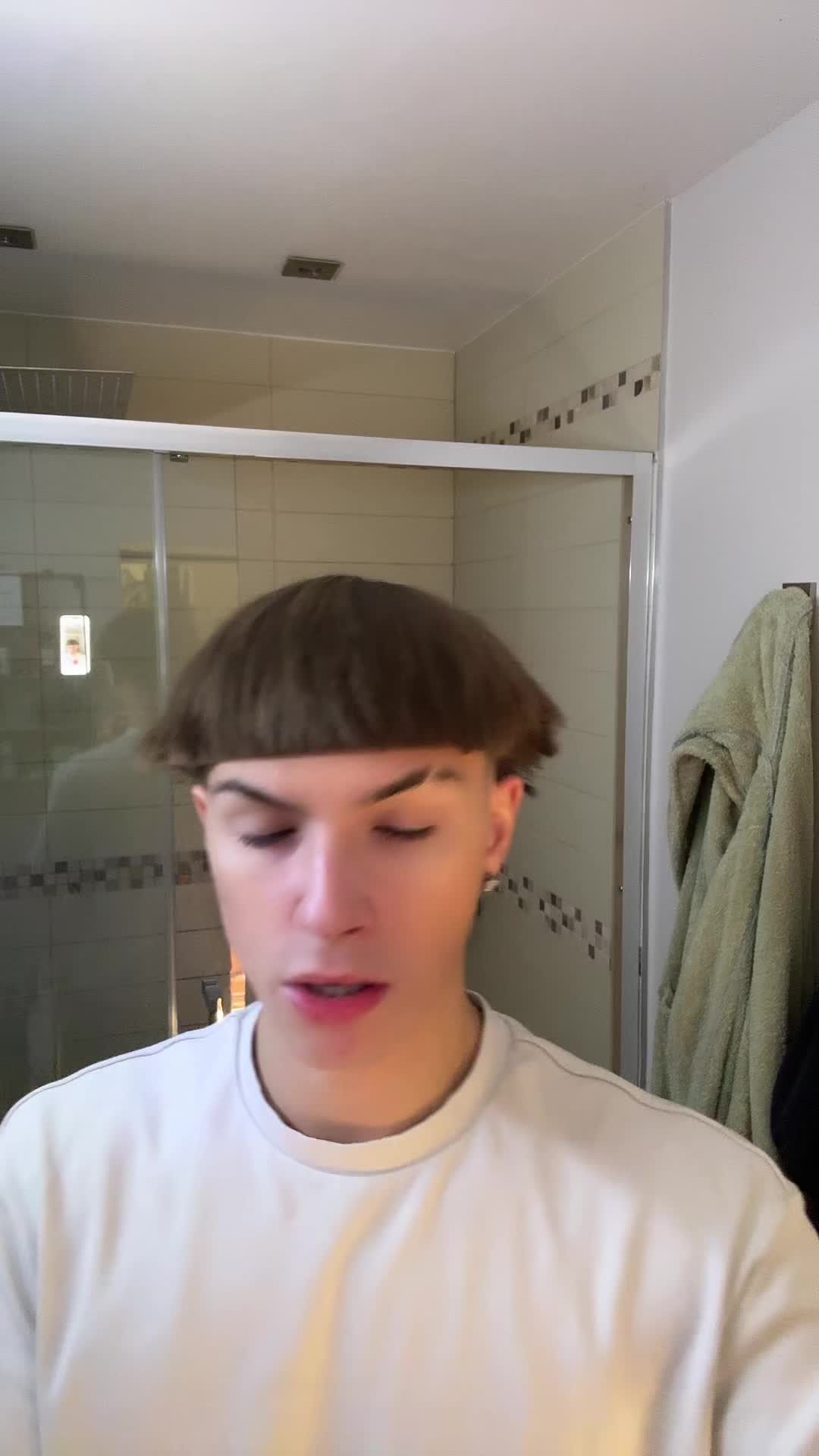 @Eloan_vnr 💇