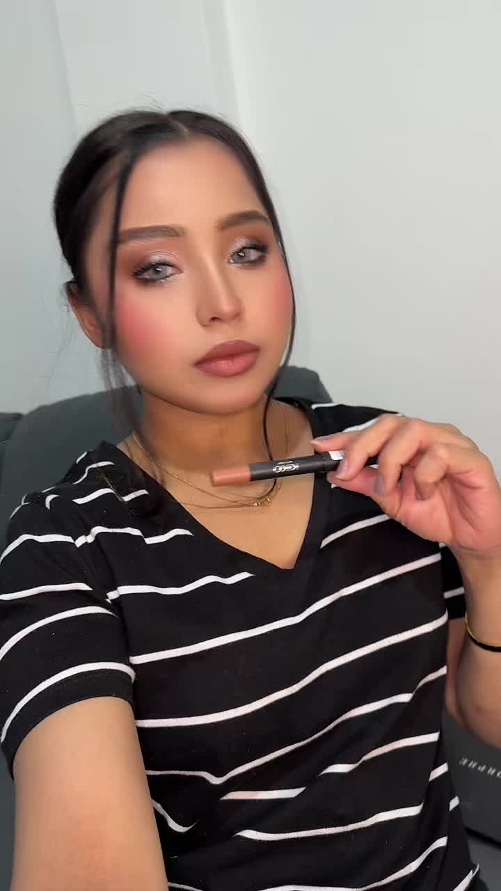@Eyana Khan