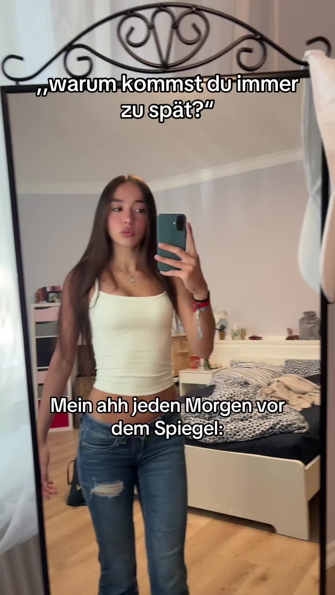 @𝓔𝓵𝓸𝓼𝓬𝓱
